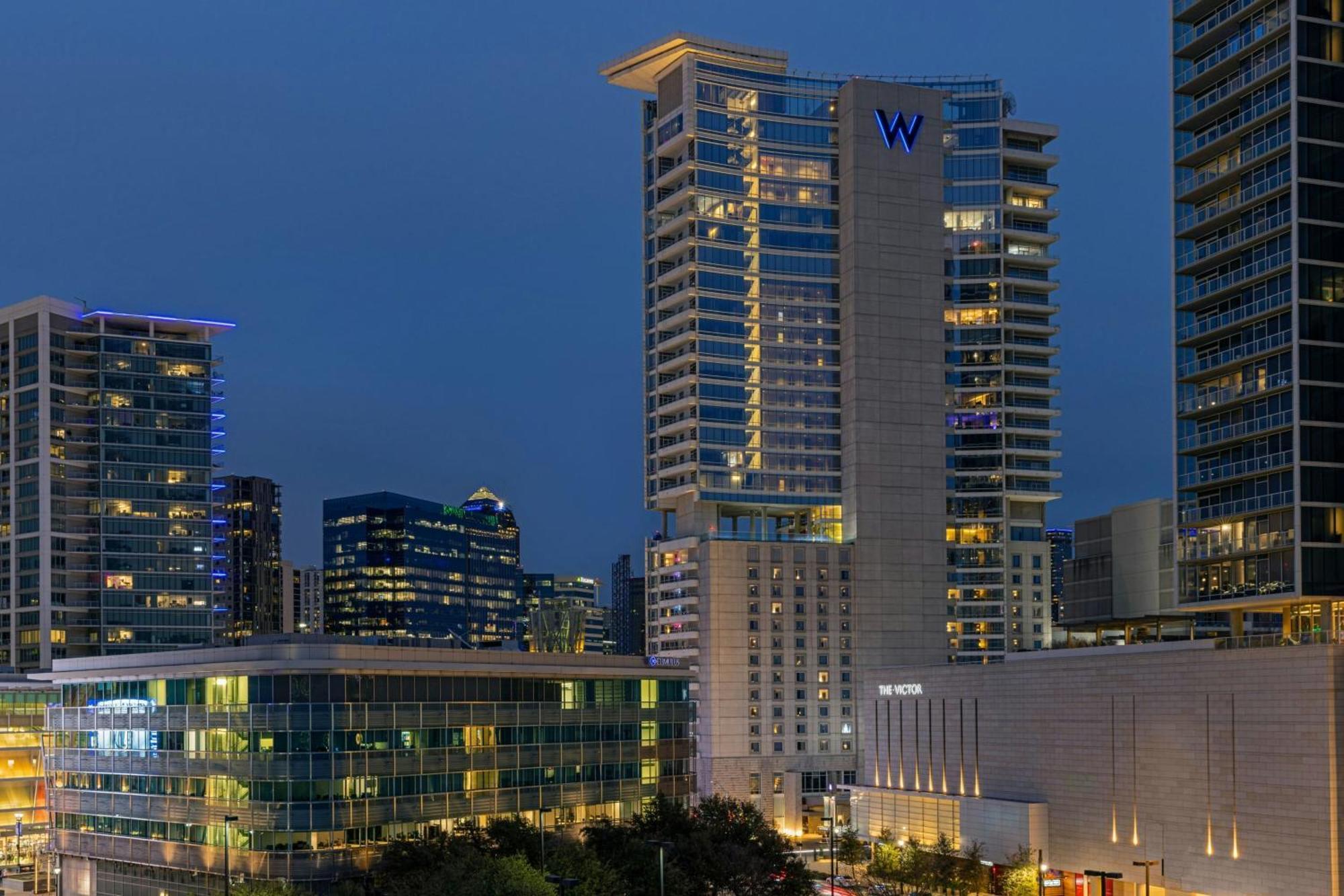 W Dallas Extérieur photo